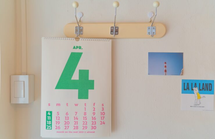 Lịch âm là gì? Tìm hiểu, ý nghĩa và ứng dụng trong đời sống